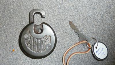 US Army Padlock w/ Key