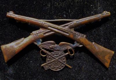 WWI Quartermaster Infantry Collar Pin