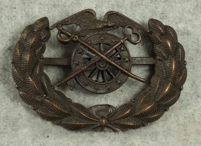 WWI Quartermaster 1907 Cap Badge QM