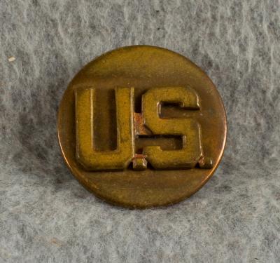 WWII US Enlisted Collar Disc Screw Back