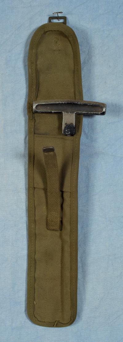 WWII M1 Garand Cleaning Rod Case & Handle