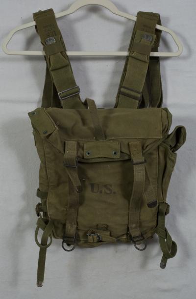 WWII US Army Upper Field Pack M1945 & Suspenders