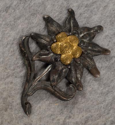 German Bundeswehr  Edelweiss Cap Badge