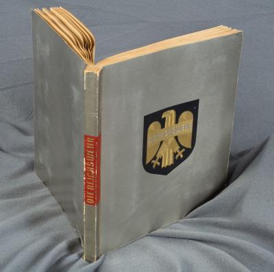 Die Reichswehr German Cigarette Card Album 1933