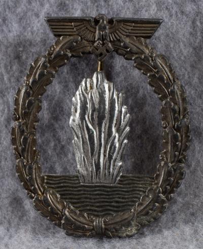 WWII German Minesweeper Badge Souval