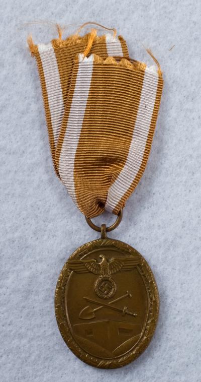 WWII German West Wall Medal 