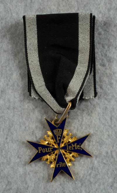 Imperial German Blue Max Medal Reproduction