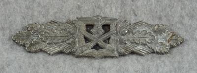 WWII Bronze Close Combat Clasp F&BL