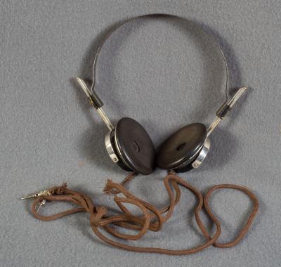 WWII German Radio Headset EH333 Telefunken DRGM 