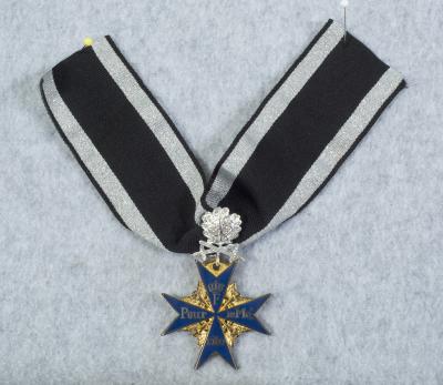 German Blue Max Medal Reproduction