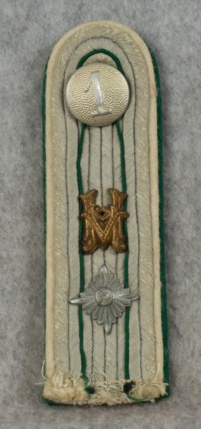 WWII German Administrative Officer Shoulder Board