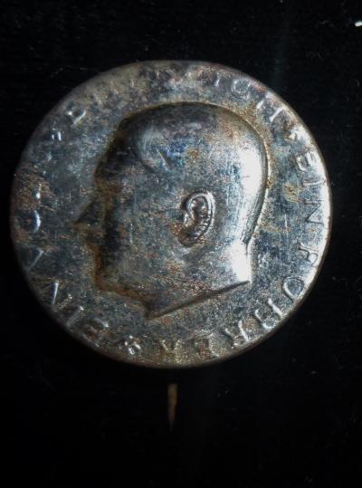 WWII German Hitler Tinnie