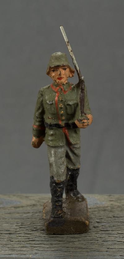 WWI German Marching Soldier Lionel