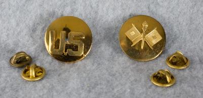 Post WWII Signal Collar Disc Set Assmann