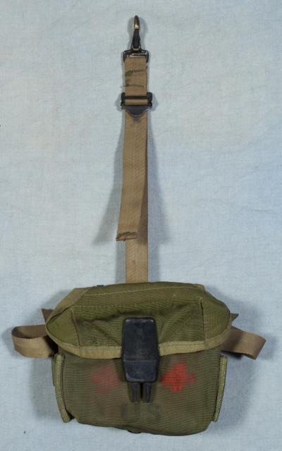 Vietnam Era 20 Round Magazine Pouch