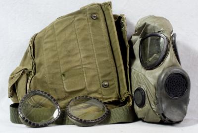 Vietnam era M17 Rubber Gas Mask 1964