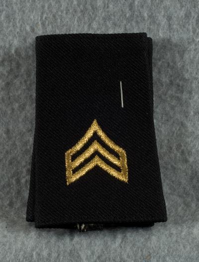 US Army Shoulder Epaulet Sergeant Female