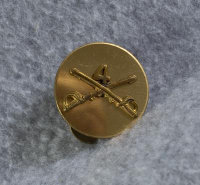 US Army Enlisted 4th Cavalry Collar Disc