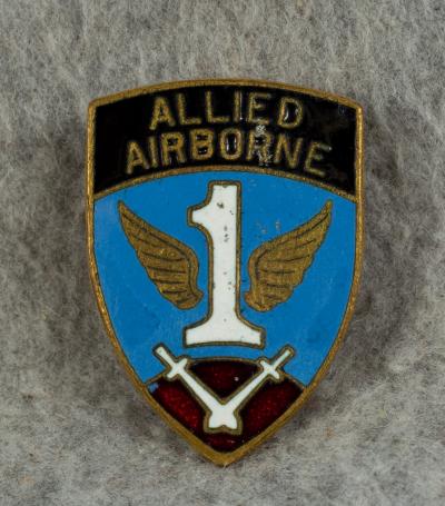 WWII 1st Allied Airborne DUI DI Crest Pin