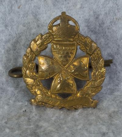 WWI British Cap Badge Inns of Court Kings Crown 