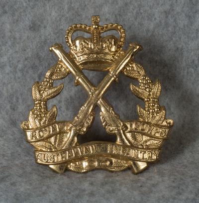 Australian Bush Slouch Hat Cap Badge